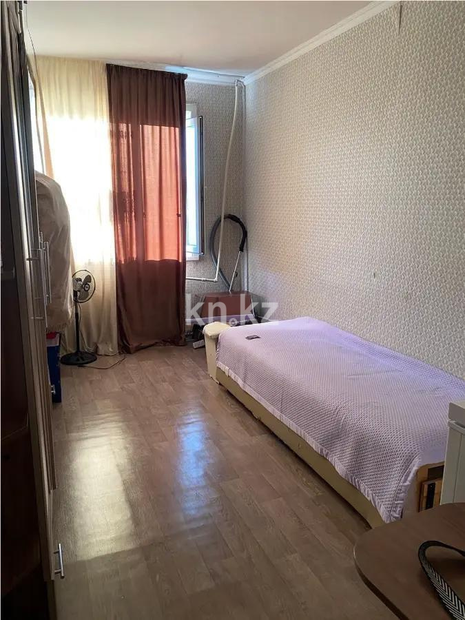 Продажа 3-комнатной квартиры, 60 м², мкр-н 12 в Караганде - фото 2