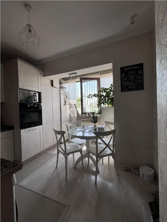 Продажа 3-комнатной квартиры, 71.2 м² в Алматы - фото 4