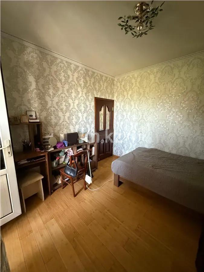 Продажа 3-комнатной квартиры, 65.7 м², ул. Жарокова, дом  275 в Алматы - фото 2