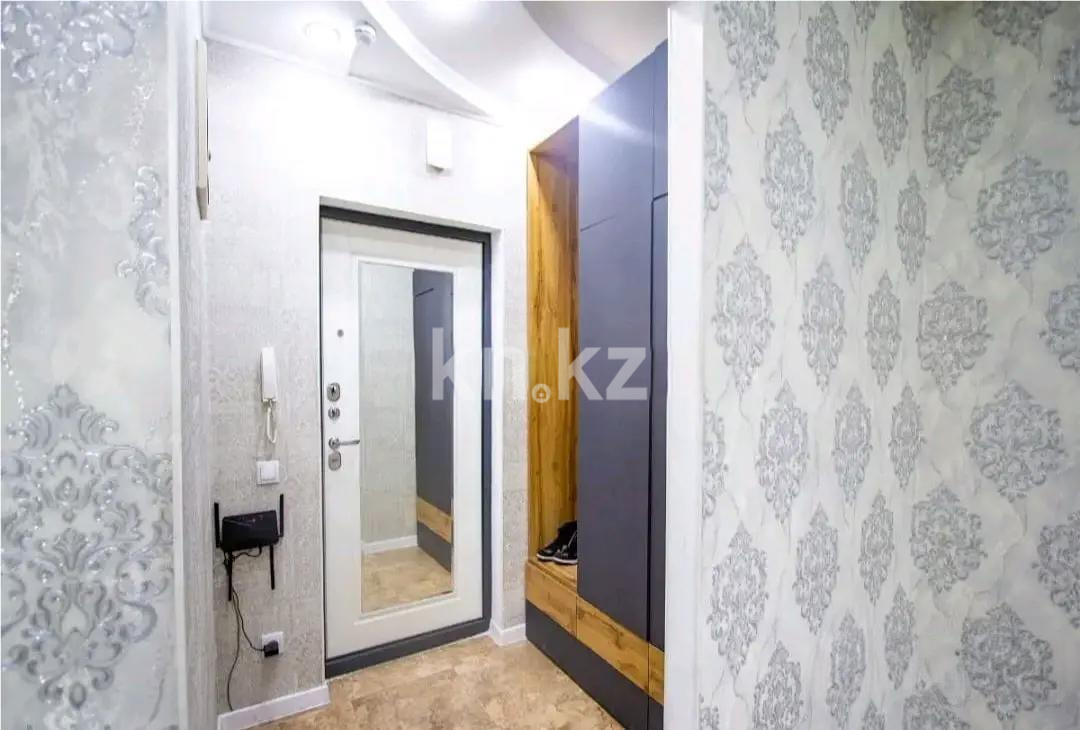 Продажа 3-комнатной квартиры, 98 м², ул. Жазылбека, дом  20 в Алматы - фото 5