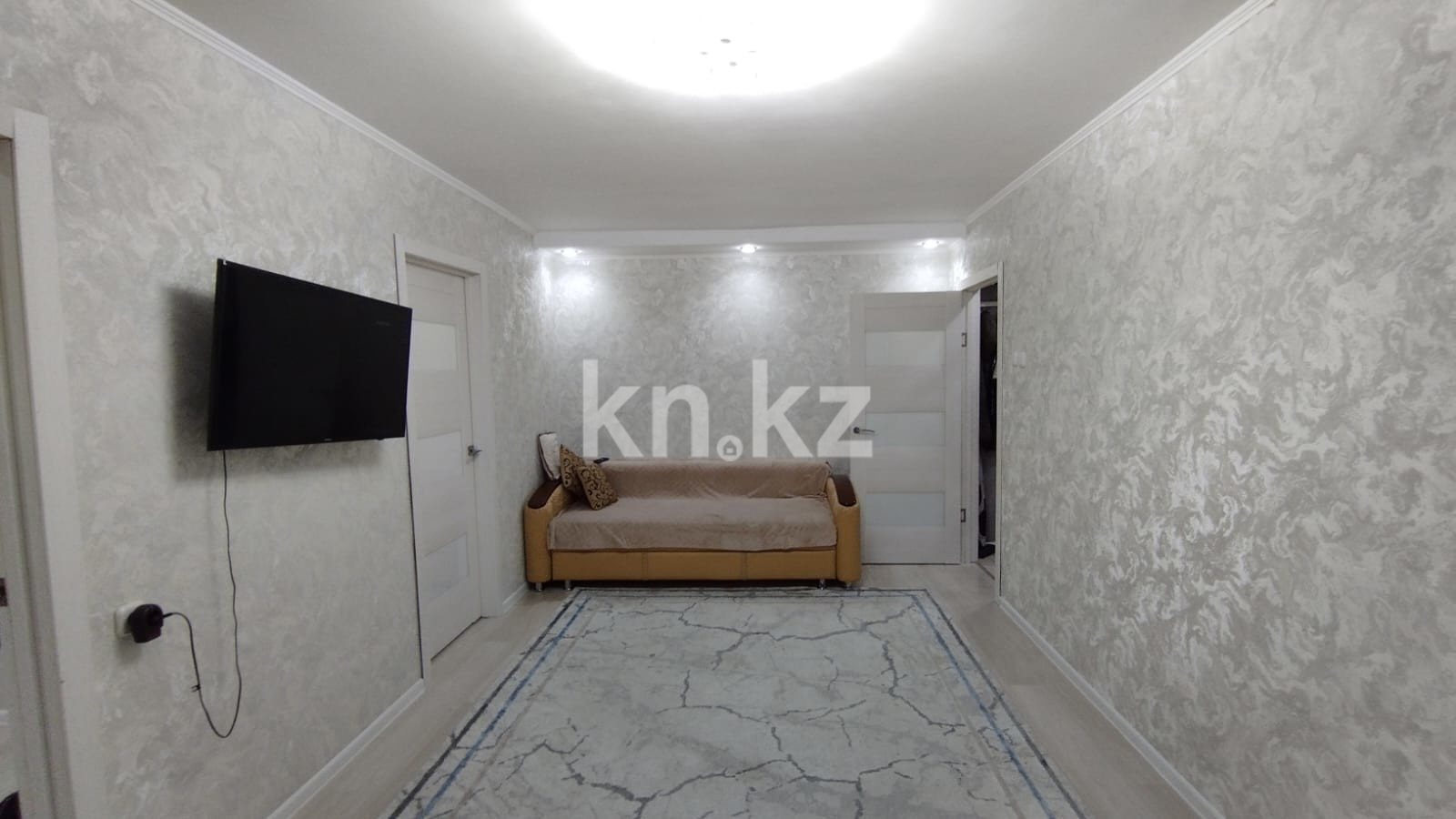 Продажа 4-комнатной квартиры, 61.1 м² в Уральске - фото 8