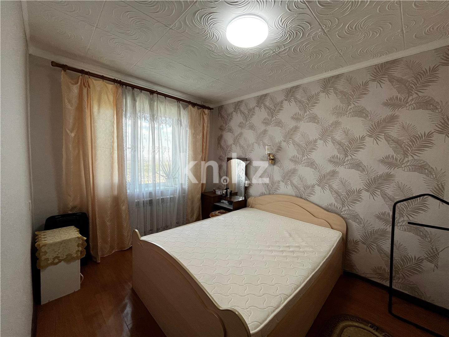 Продажа 4-комнатной квартиры, 76 м², мкр-н Голубые Пруды, дом  6 в Караганде - фото 3