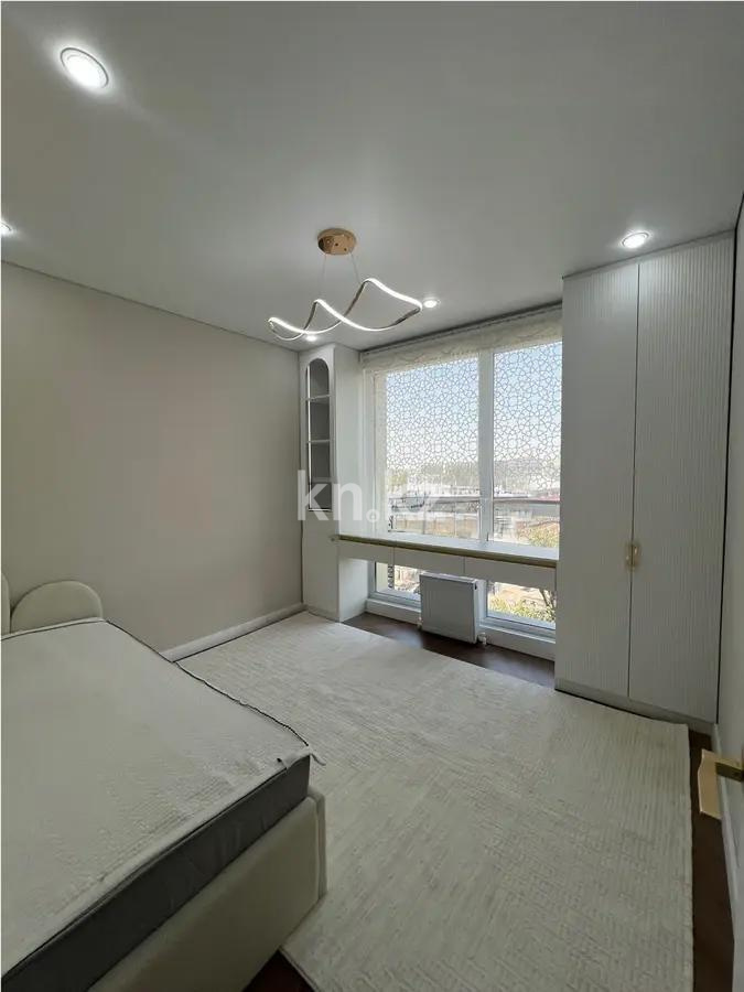 Продажа 3-комнатной квартиры, 75 м², ул. Толе би, дом  285/8 в Алматы - фото 3