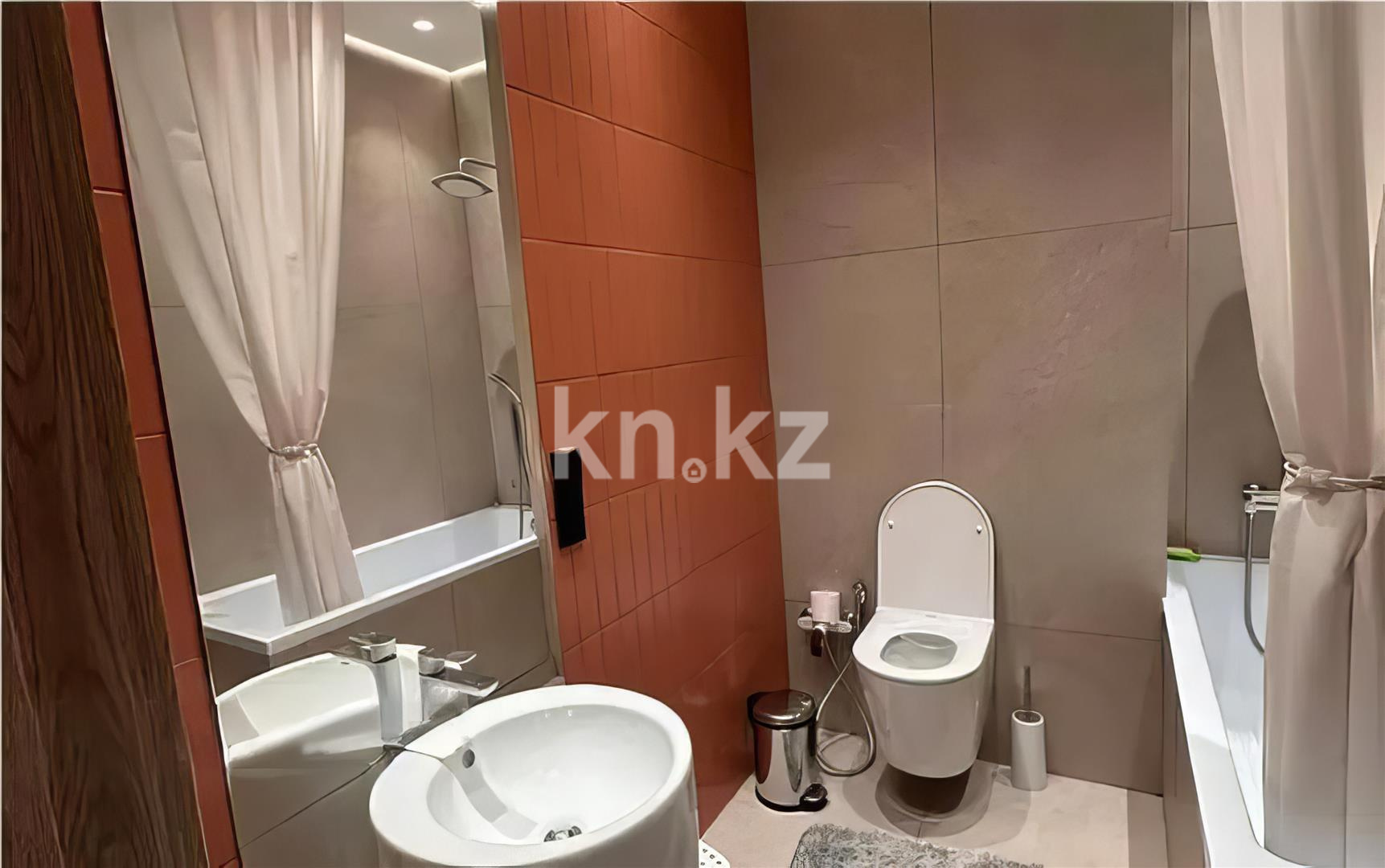 Продажа 4-комнатной квартиры, 142 м² в Алматы - фото 3