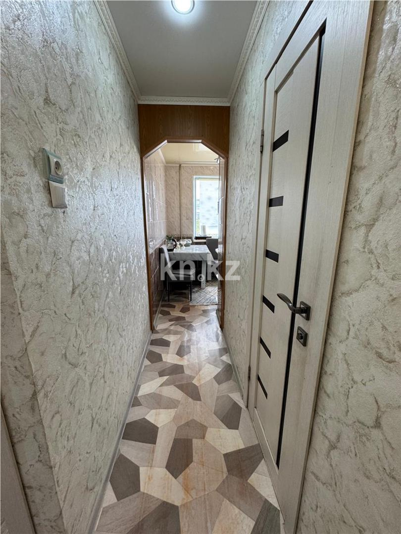 Продажа 4-комнатной квартиры, 61 м², ул. Абая в Темиртау - фото 9