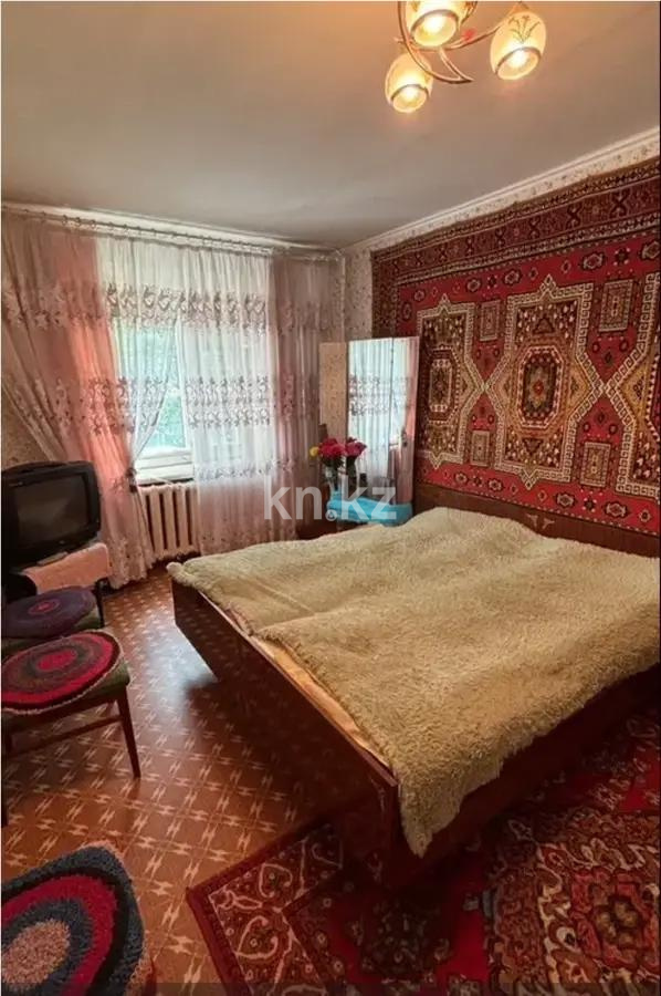 Продажа 2-комнатной квартиры, 50 м², пр. Республики, дом  18 в Караганде - фото 2