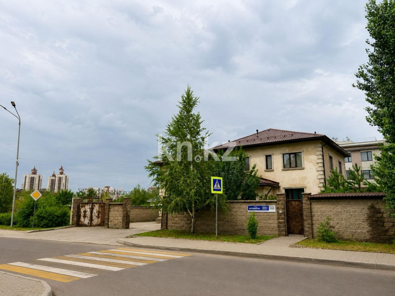 Продажа 5-комнатного дома, 311 м² в Астане - фото 2