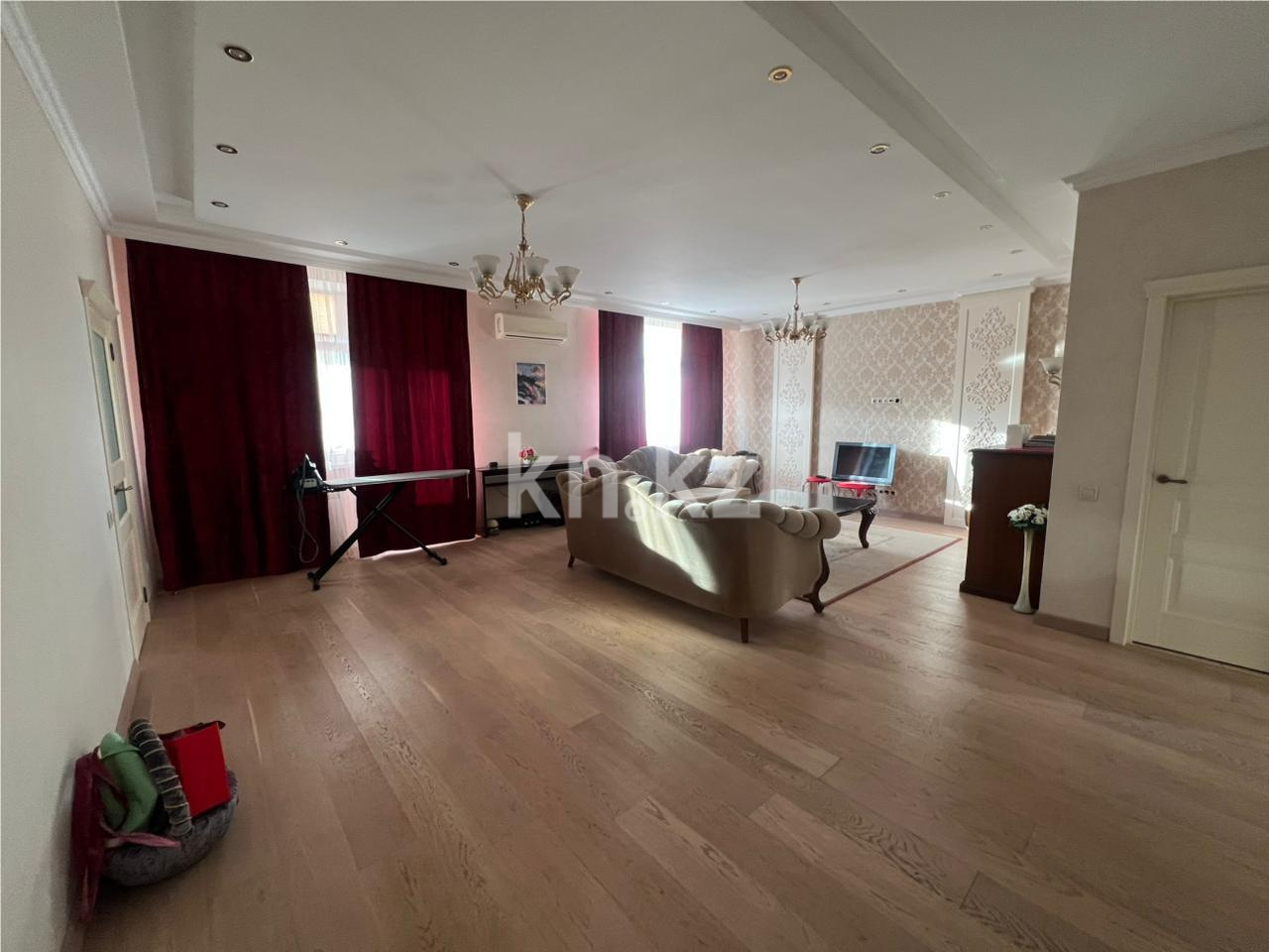 Продажа 4-комнатной квартиры, 188 м² в Караганде - фото 2