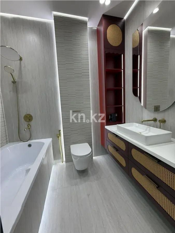 Продажа 4-комнатной квартиры, 131 м² в Астане - фото 6