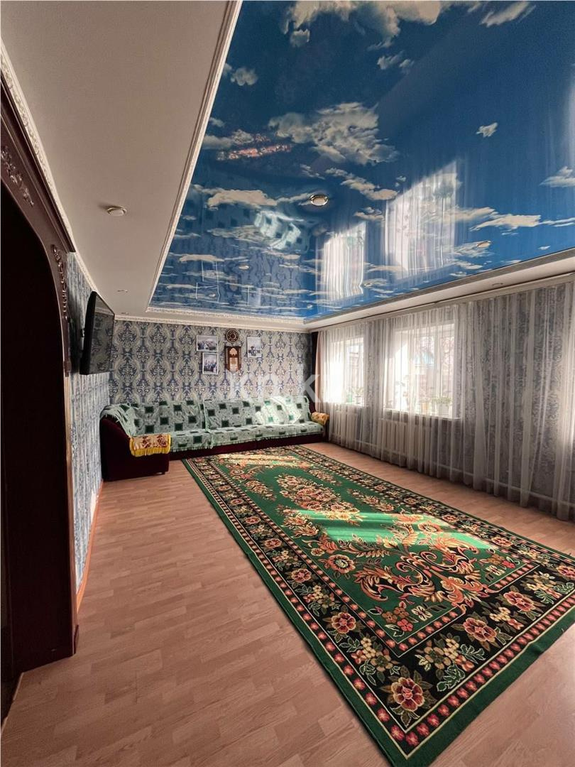 Продажа 4-комнатного дома, 151 м², ул. Рабочая, дом  104 в Караганде