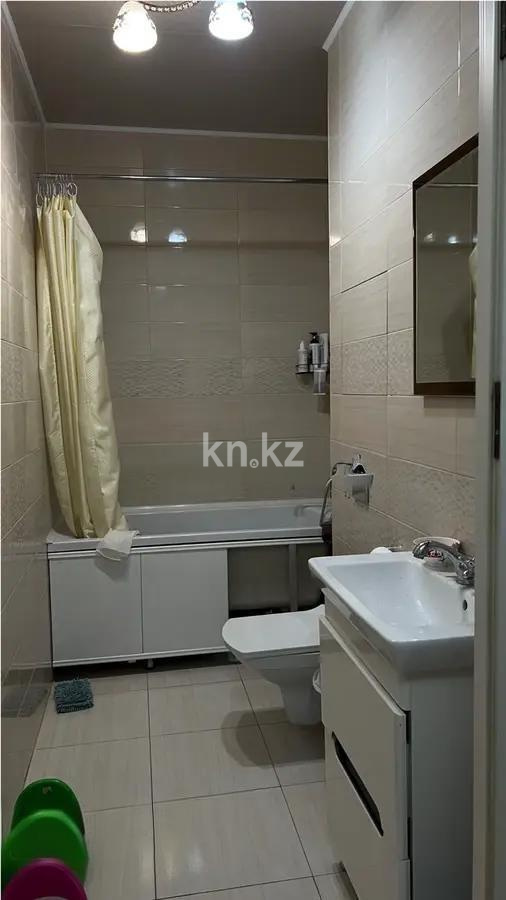 Продажа 4-комнатной квартиры, 128 м², ул. Кенесары хана, дом  54/36 в Алматы - фото 3