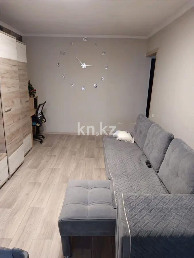 Продажа 1-комнатной квартиры, 30 м², 15-й мкр., дом  26 в Караганде - фото 2