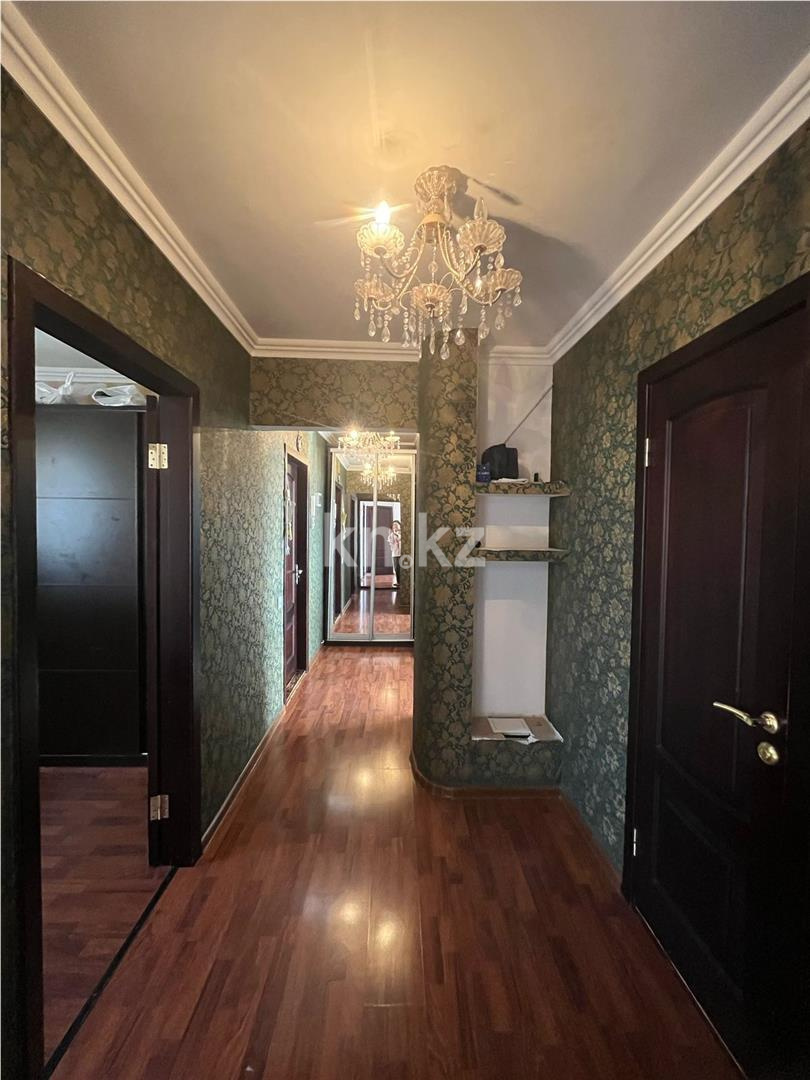 Продажа 4-комнатной квартиры, 84 м², ул. Университетская в Караганде - фото 19