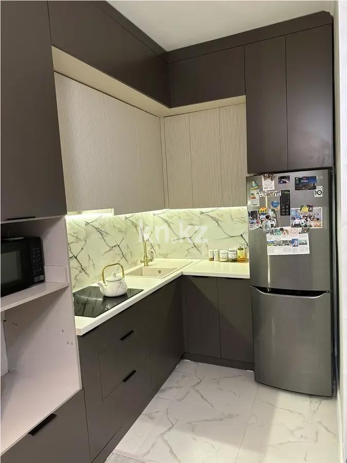 Продажа 2-комнатной квартиры, 52 м², мкр-н 8, дом  41/6 в Алматы - фото 3