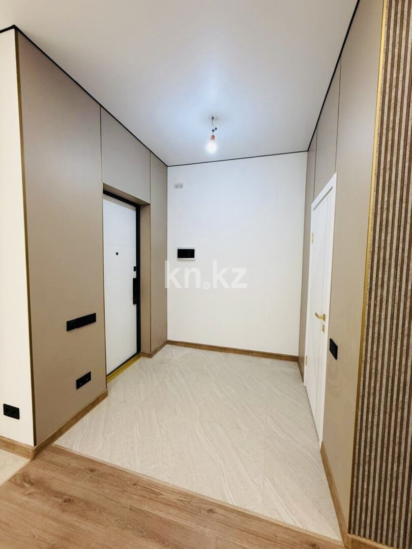 Продажа 3-комнатной квартиры, 55.3 м² в Алматы - фото 2