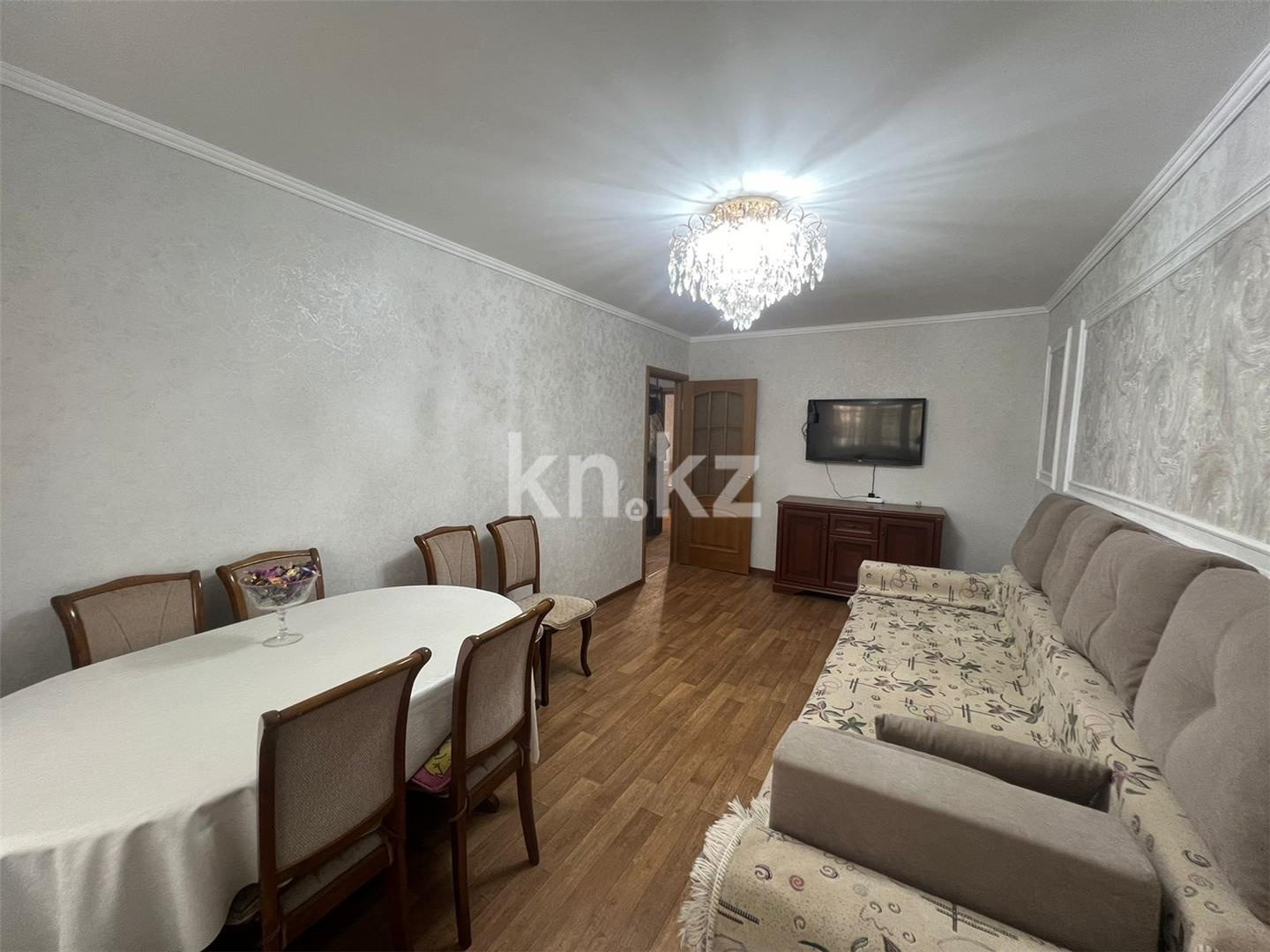 Продажа 3-комнатной квартиры, 62 м², пр. Республики, дом  28 в Караганде - фото 2