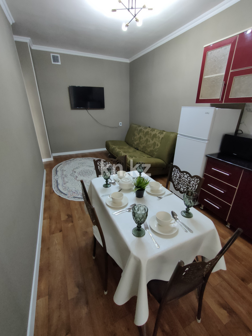 Аренда 2-комнатной квартиры посуточно, 50 м², ул. Назарбекова, дом  217 в Шымкенте