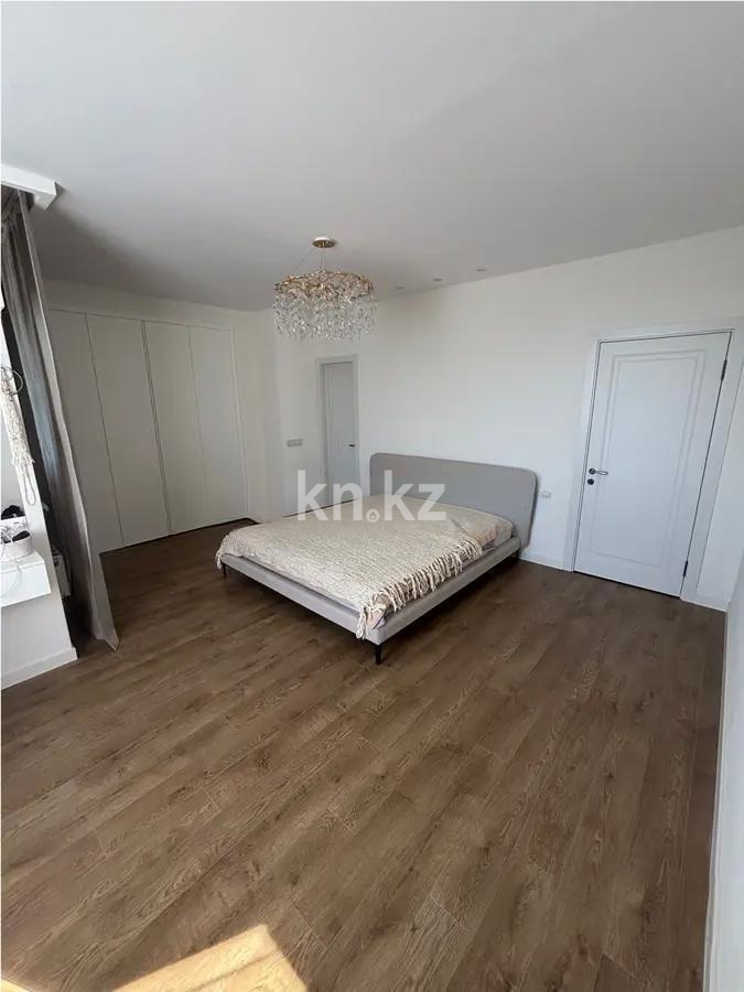 Продажа 7-комнатной квартиры, 198 м², пр. Кабанбай батыра, дом  49 в Астане - фото 4