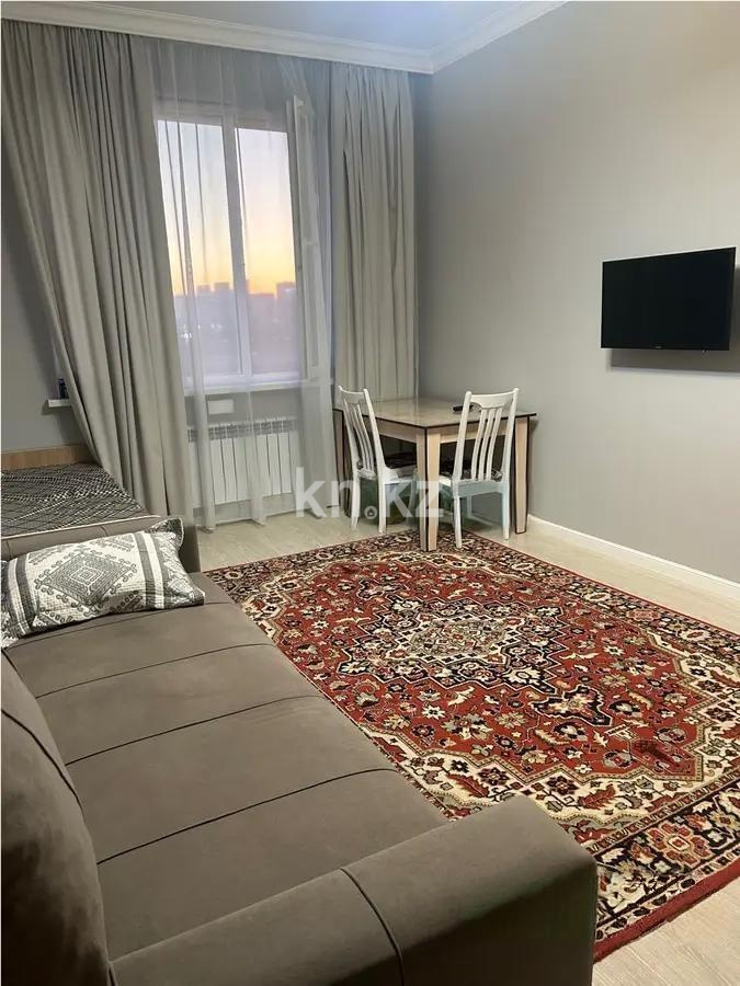 Продажа 1-комнатной квартиры, 37 м², пр. Кабанбай батыра, дом  58а в Астане