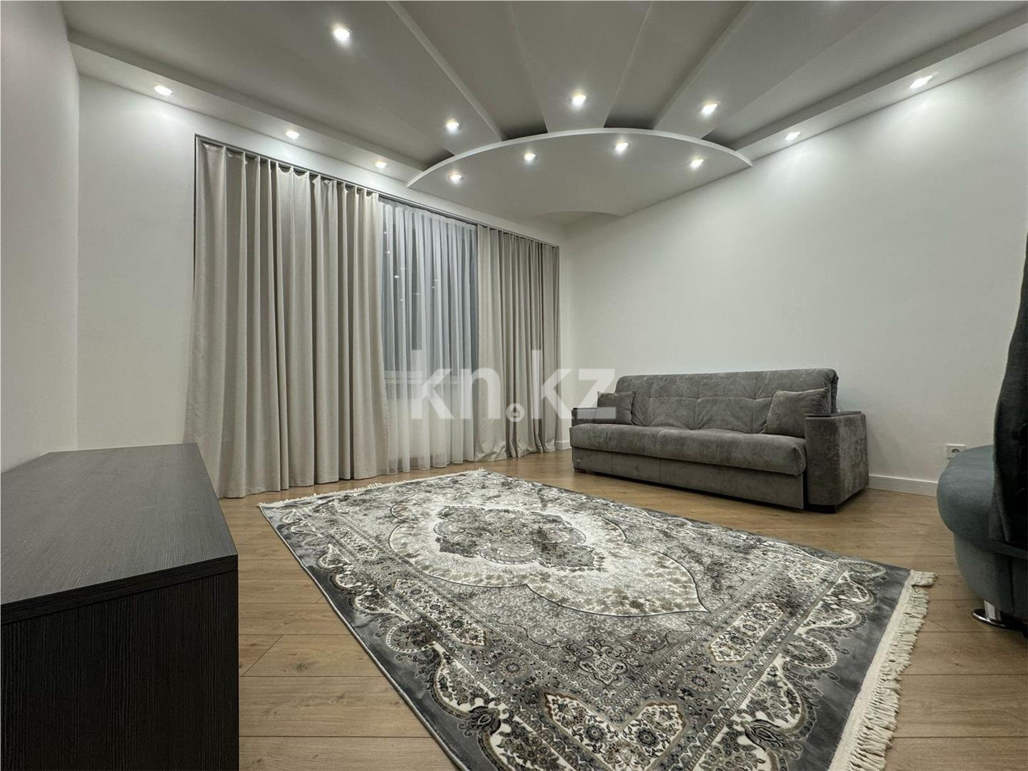 Продажа 4-комнатной квартиры, 198.9 м², ул. Иманова в Астане - фото 7