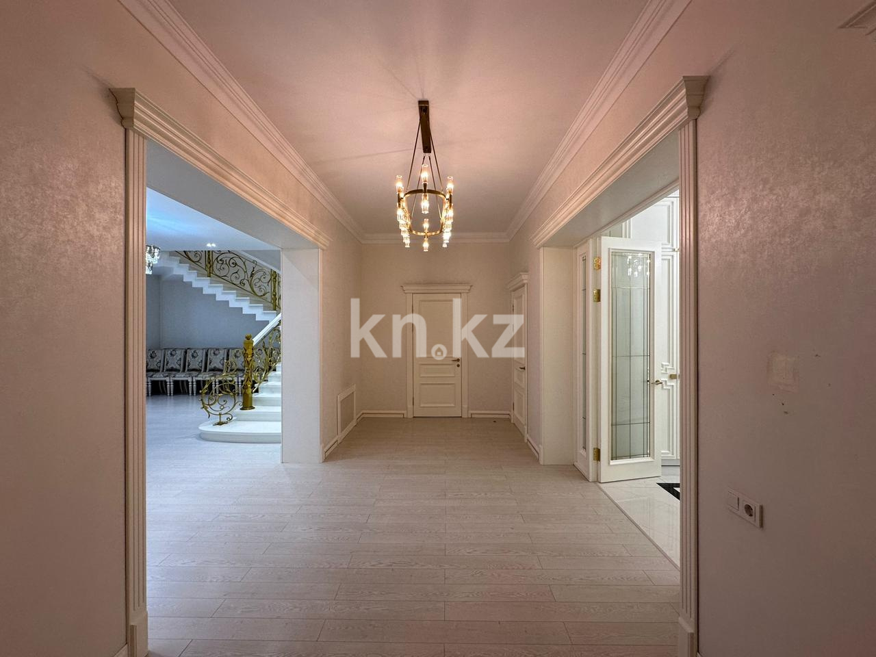 Продажа 5-комнатного дома, 327 м² в Шымкенте - фото 20