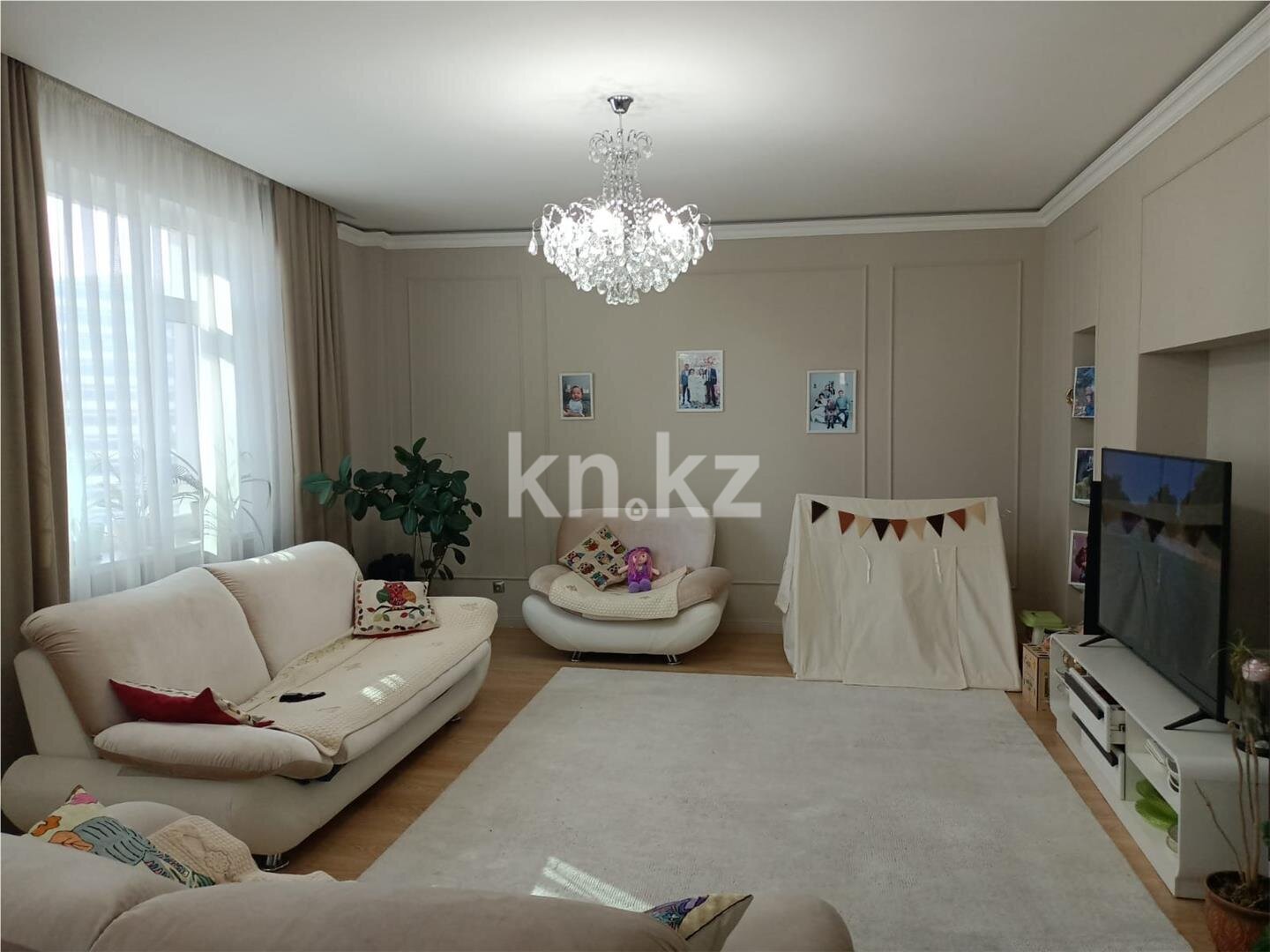 Продажа 5-комнатной квартиры, 200 м² в Астане - фото 2