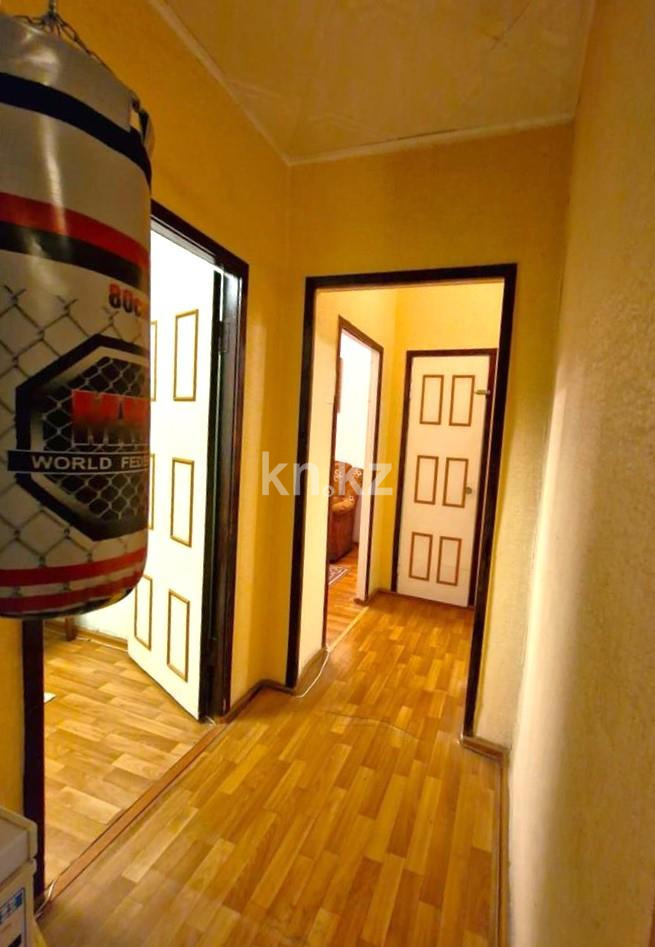 Продажа 4-комнатной квартиры, 80 м², ул. Язева в Караганде - фото 9