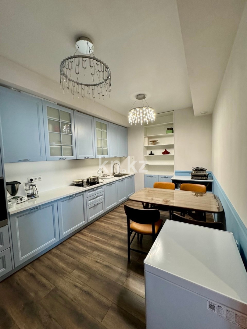 Продажа 2-комнатной квартиры, 95.4 м² в Алматы - фото 2