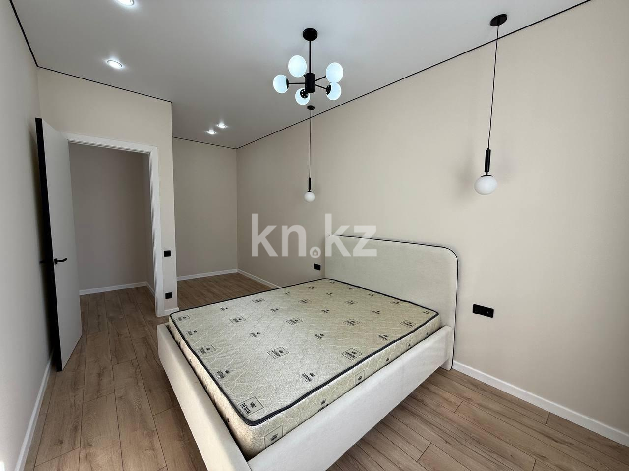 Продажа 2-комнатной квартиры, 60 м², пр. Шахтеров в Караганде - фото 4