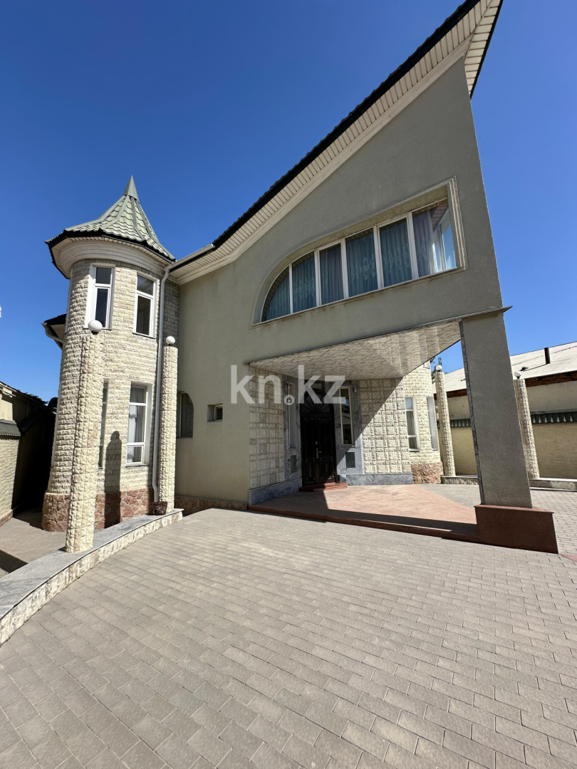 Продажа 8-комнатного дома, 360 м² в Шымкенте - фото 2