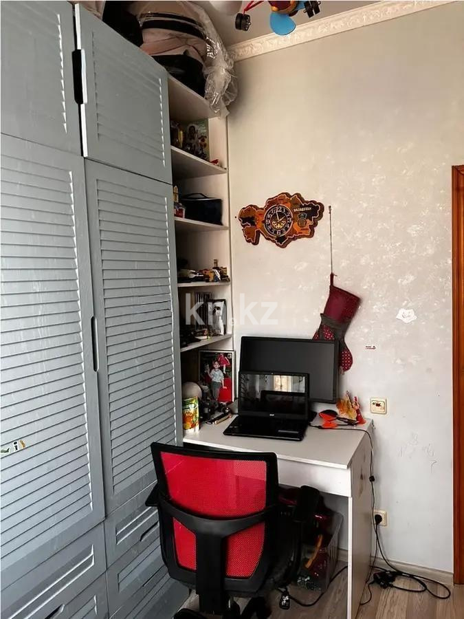 Продажа 2-комнатной квартиры, 60 м², ул. Абая, дом  62 в Караганде - фото 3