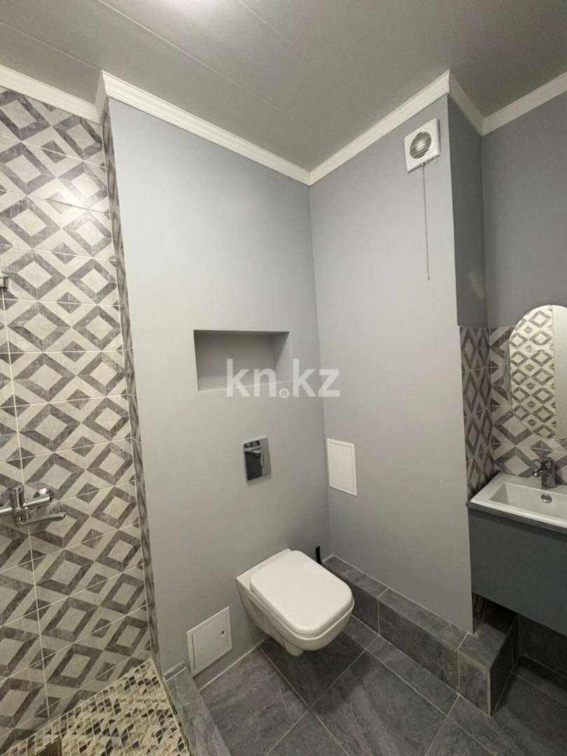 Продажа 4-комнатной квартиры, 90 м² в Астане - фото 16