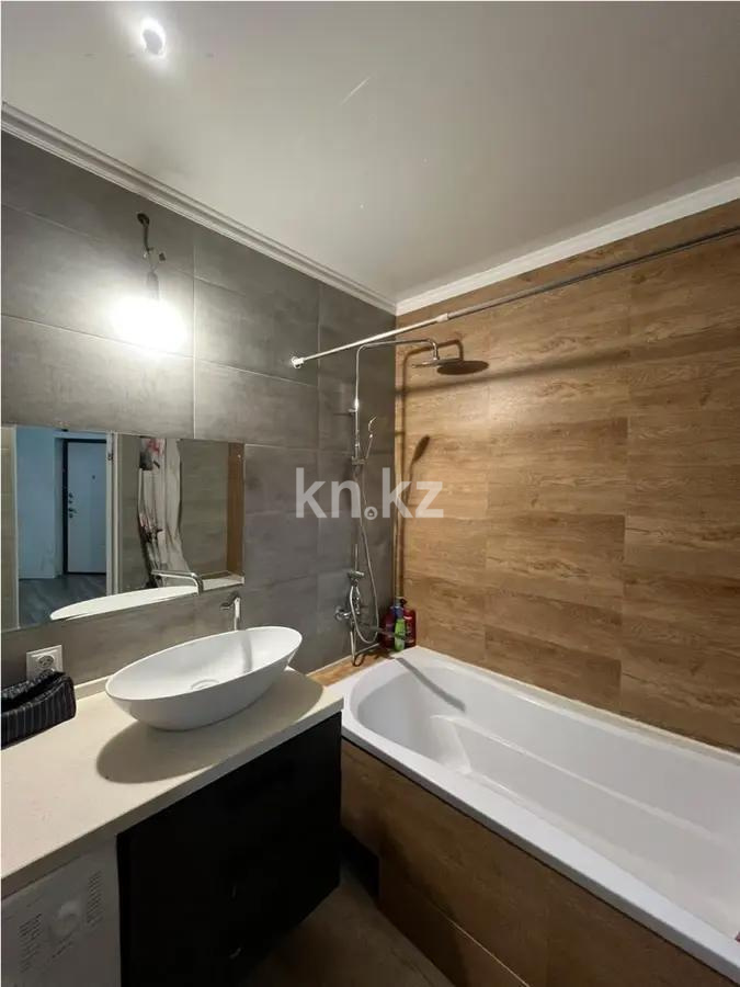 Продажа 2-комнатной квартиры, 70 м², мкр-н Нуркент, дом  69 в Алматы - фото 5