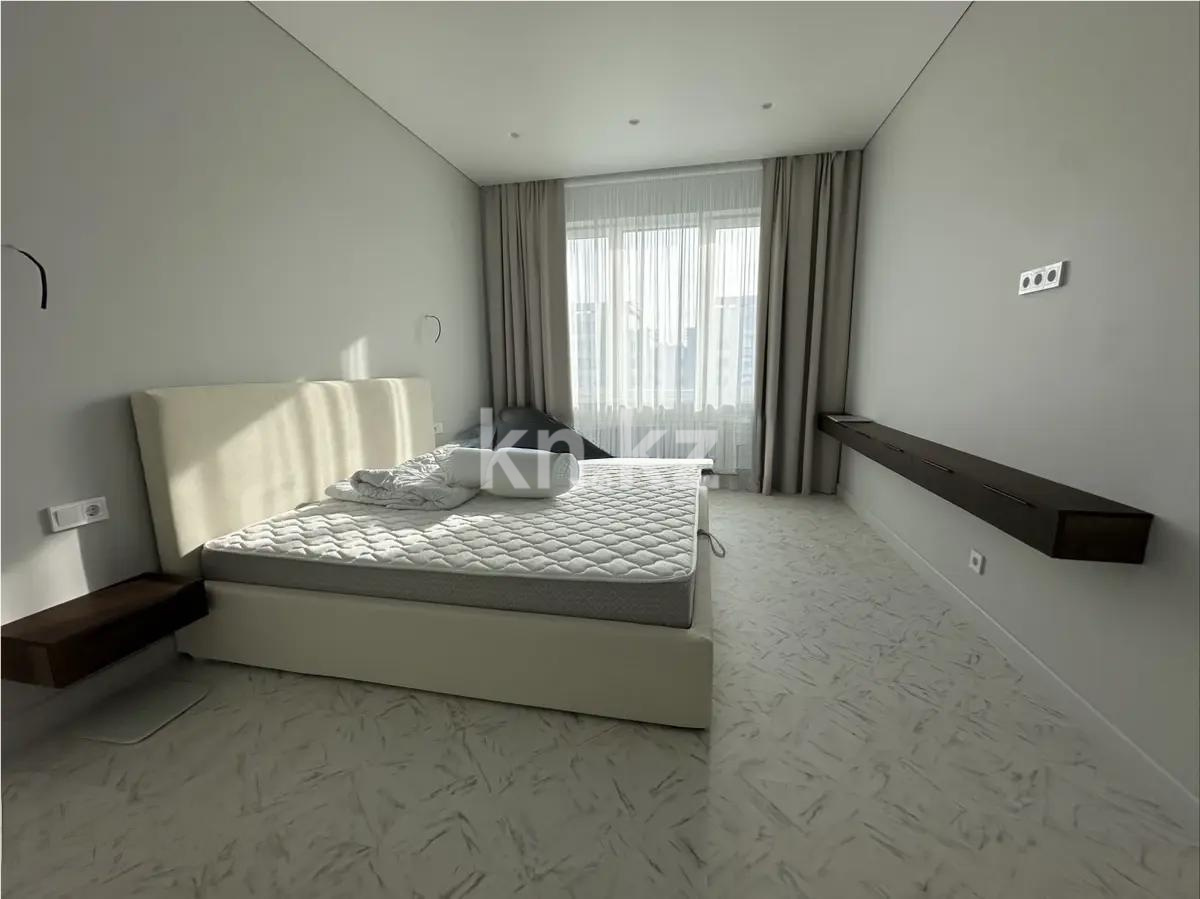 Продажа 2-комнатной квартиры, 70.2 м², ул. Туркестан, дом  28/1 в Астане - фото 2