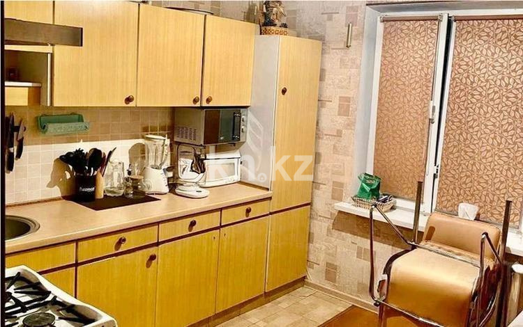 Продажа 3-комнатной квартиры, 70 м², ул. Розыбакиева, дом  270 в Алматы - фото 4