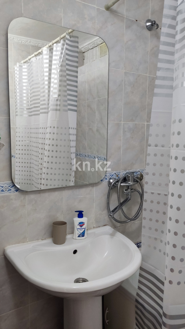 Аренда 2-комнатной квартиры посуточно, 52 м² в Усть-Каменогорске - фото 5