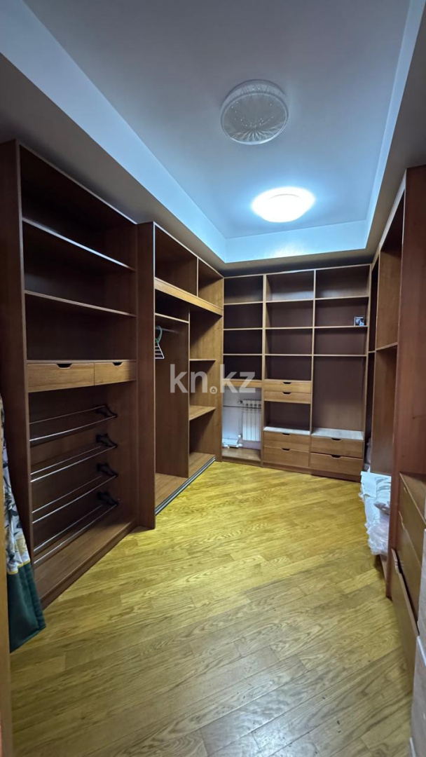 Продажа 4-комнатной квартиры, 252 м², ул. Шукшина в Алматы - фото 4
