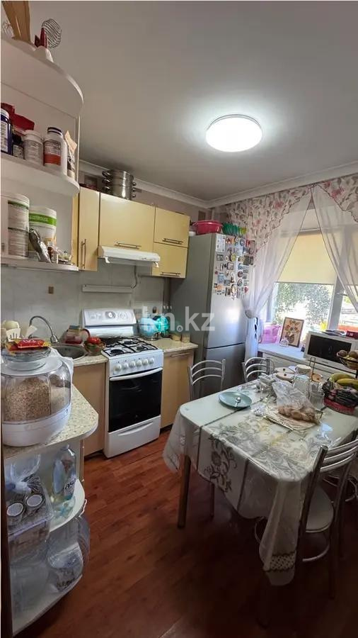 Продажа 2-комнатной квартиры, 42 м², 12-й мкр., дом  13 в Караганде - фото 5