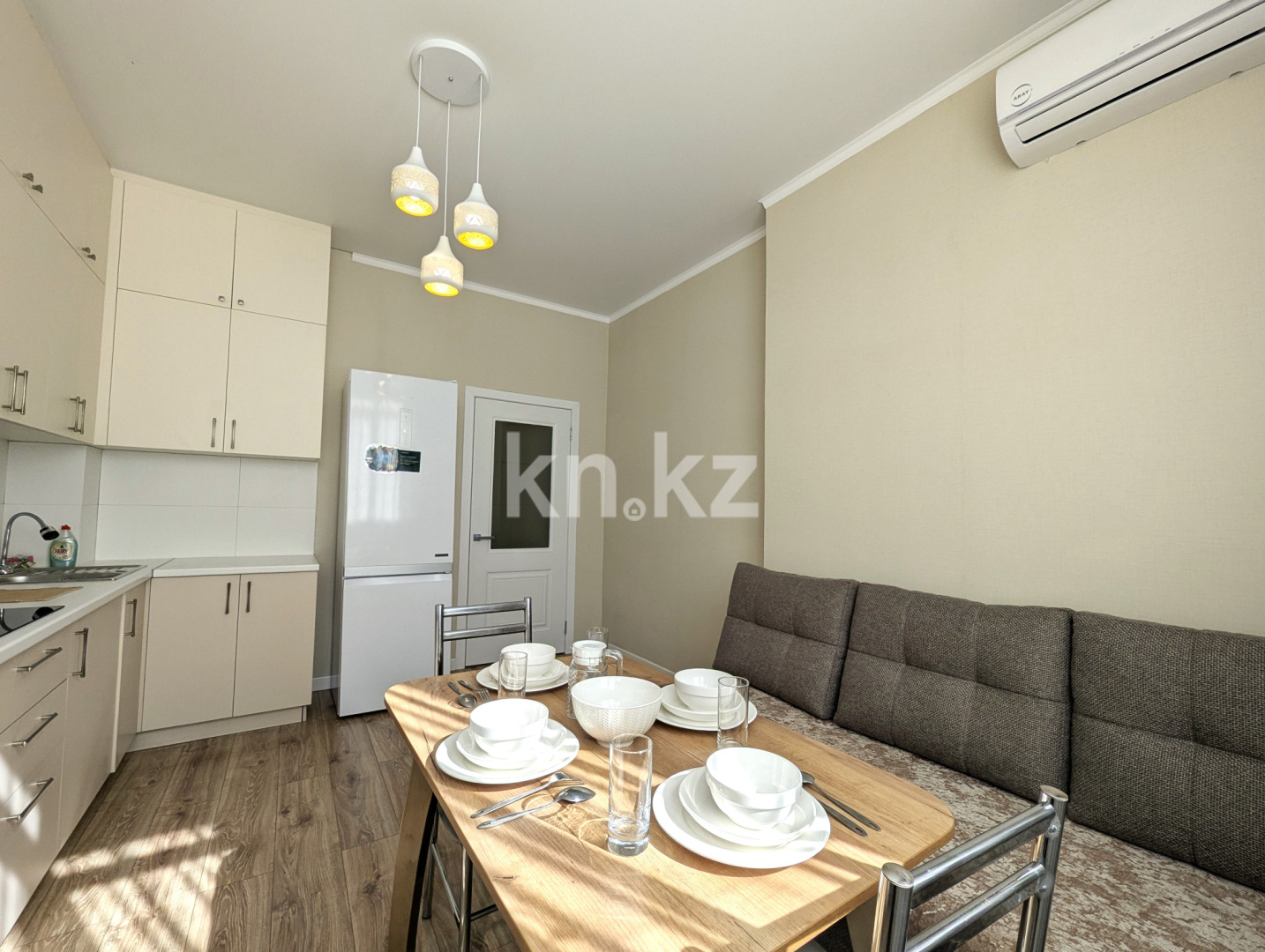 Аренда 1-комнатной квартиры посуточно, 45 м², ул. Торекулова, дом  95 - Сейфуллина в Алматы - фото 7