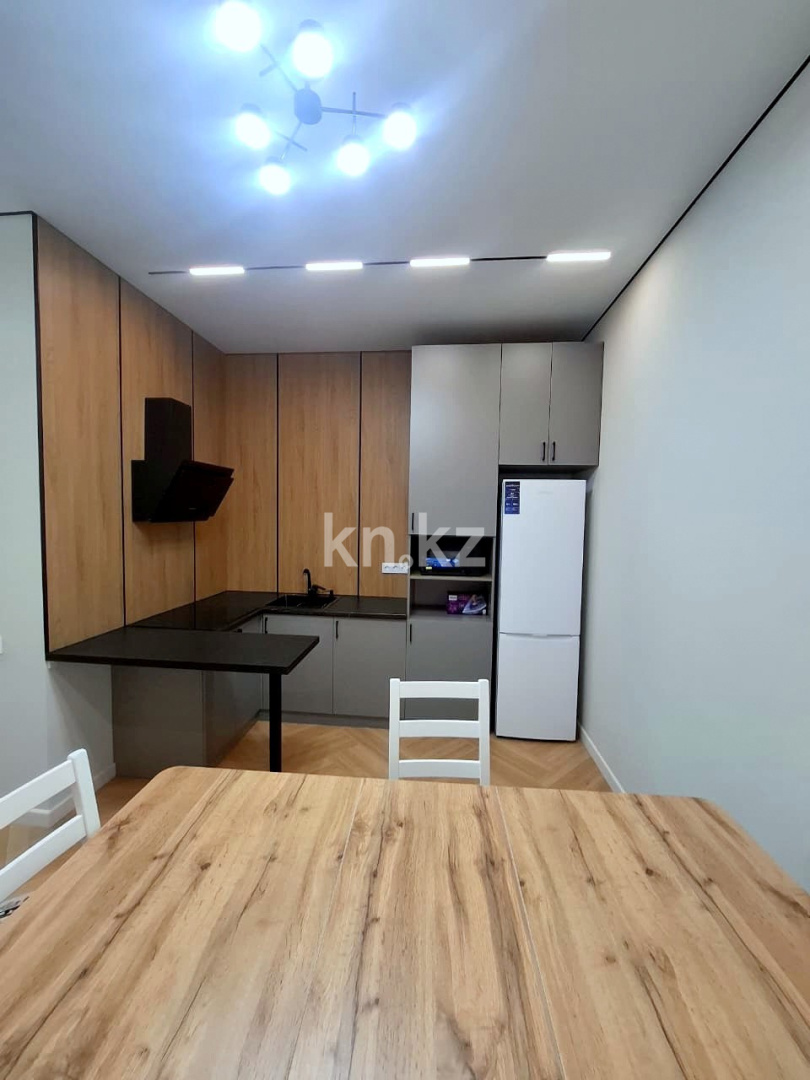 Аренда 3-комнатной квартиры, 65 м² в Алматы