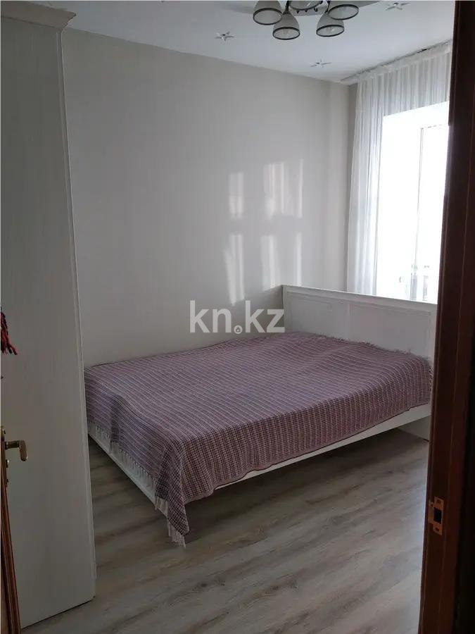 Продажа 3-комнатной квартиры, 94 м², пр. Абая, дом  18 в Астане - фото 2