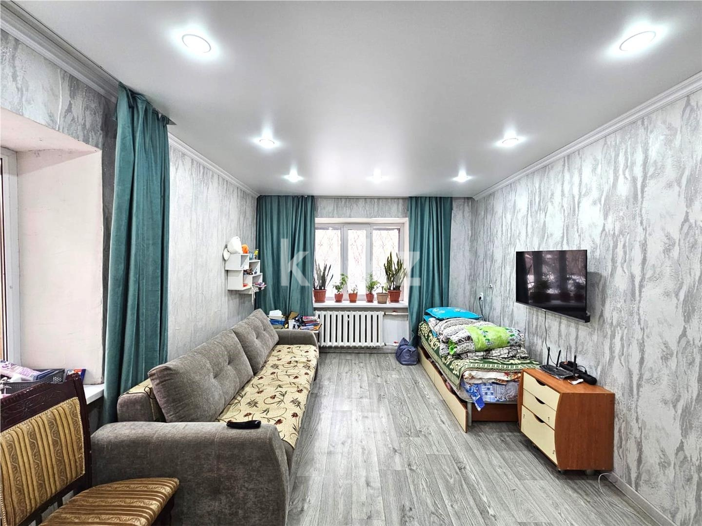 Продажа 1-комнатной квартиры, 36 м² в Караганде