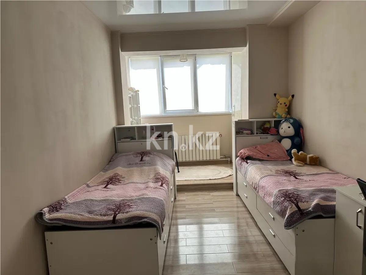 Продажа 4-комнатной квартиры, 80 м², мкр. Сайран, дом  120 в Алматы - фото 2