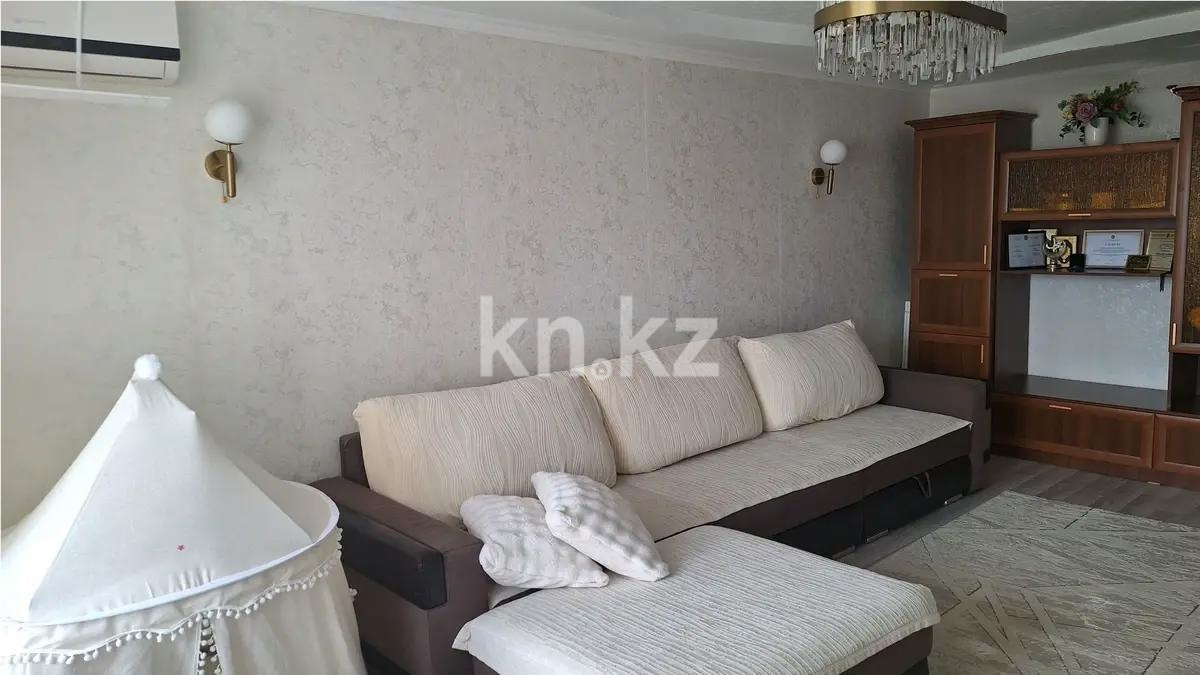 Продажа 4-комнатной квартиры, 88 м² в Караганде