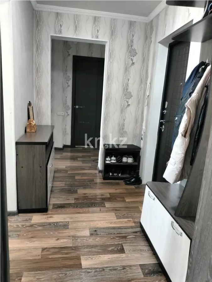 Продажа 2-комнатной квартиры, 49 м², мкр-н Восток-3, дом  14 в Караганде - фото 4