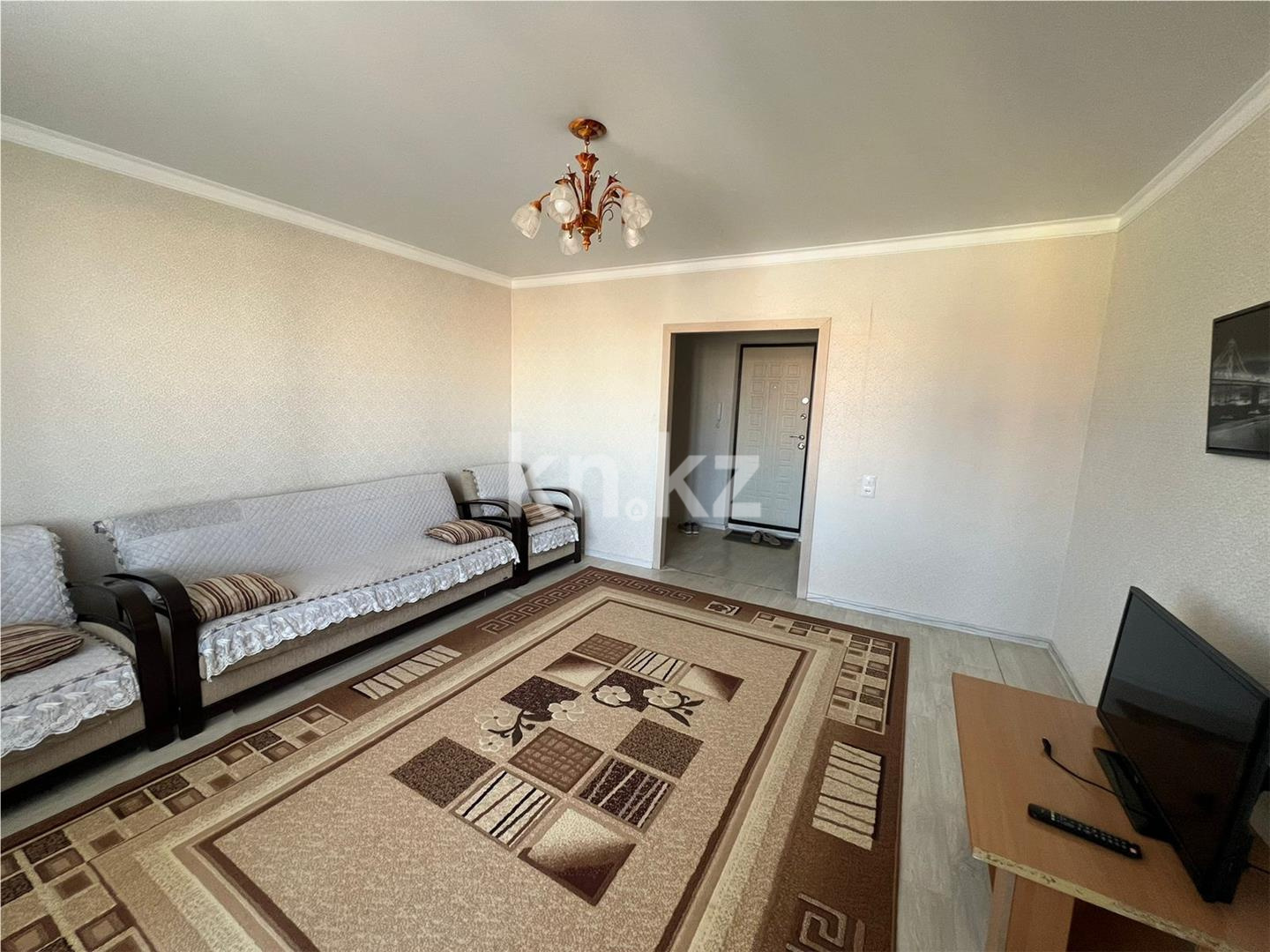 Продажа 2-комнатной квартиры, 54 м², мкр-н Степной-3, дом  8 в Караганде - фото 2