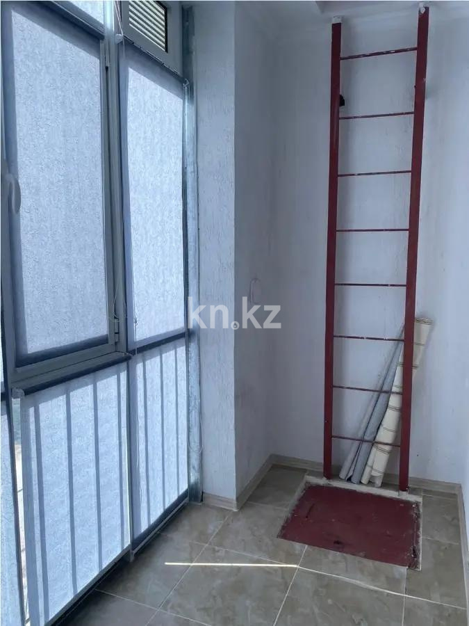 Продажа 1-комнатной квартиры, 38 м², пр. Улы Дала, дом  57 в Астане - фото 4