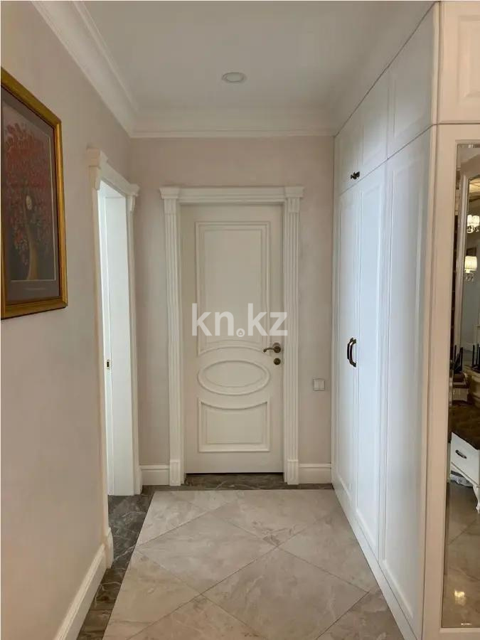 Продажа 5-комнатной квартиры, 220 м², ул. Достык, дом  10 в Астане - фото 11