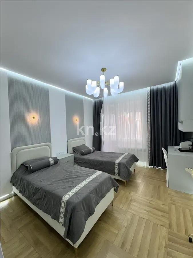 Продажа 4-комнатной квартиры, 132.1 м² в Астане - фото 4
