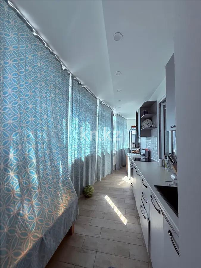 Продажа 3-комнатной квартиры, 92 м², ул. Кенесары хана, дом  54/18 в Алматы - фото 4